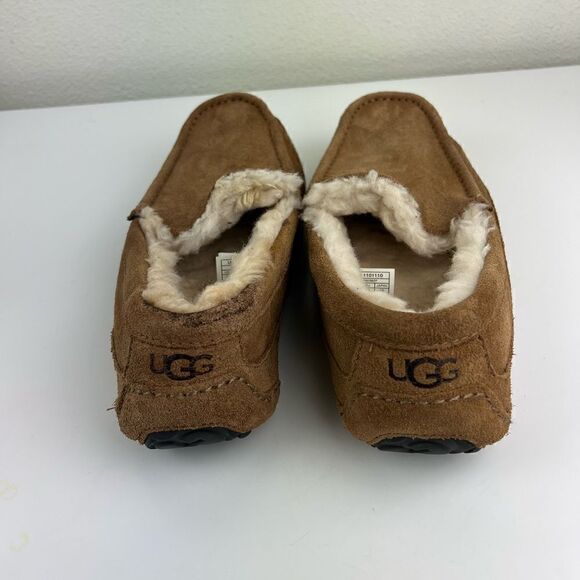 UGG Men\'s Brown Slippers size 10